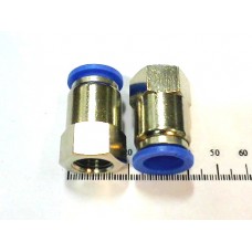 Фитинг металлопласт. прямой тр. 1/2- вн. рез. NPT 1/4 арт. SPCF1/2-N2
