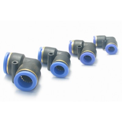 Фитинг пластмассовый угол тр. 12 арт. PUL12